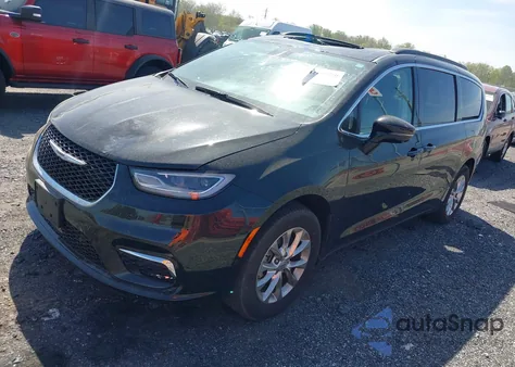 2022 Chrysler Pacifica Touring L Awd z USA, uszkodzony, nr VIN 2C4RC3BG8NR228030